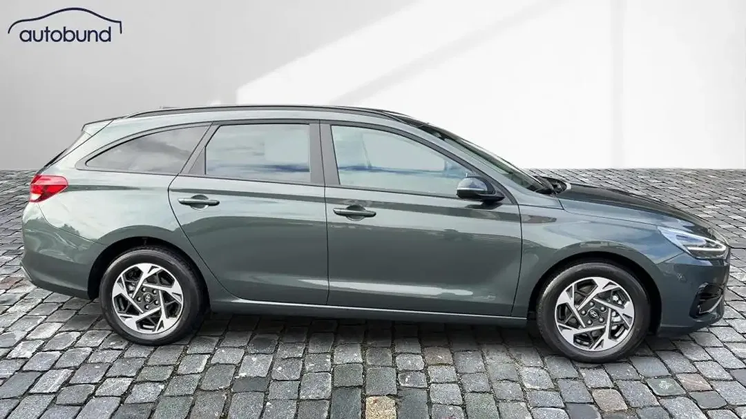 Hyundai i30 - Thumbnail 4