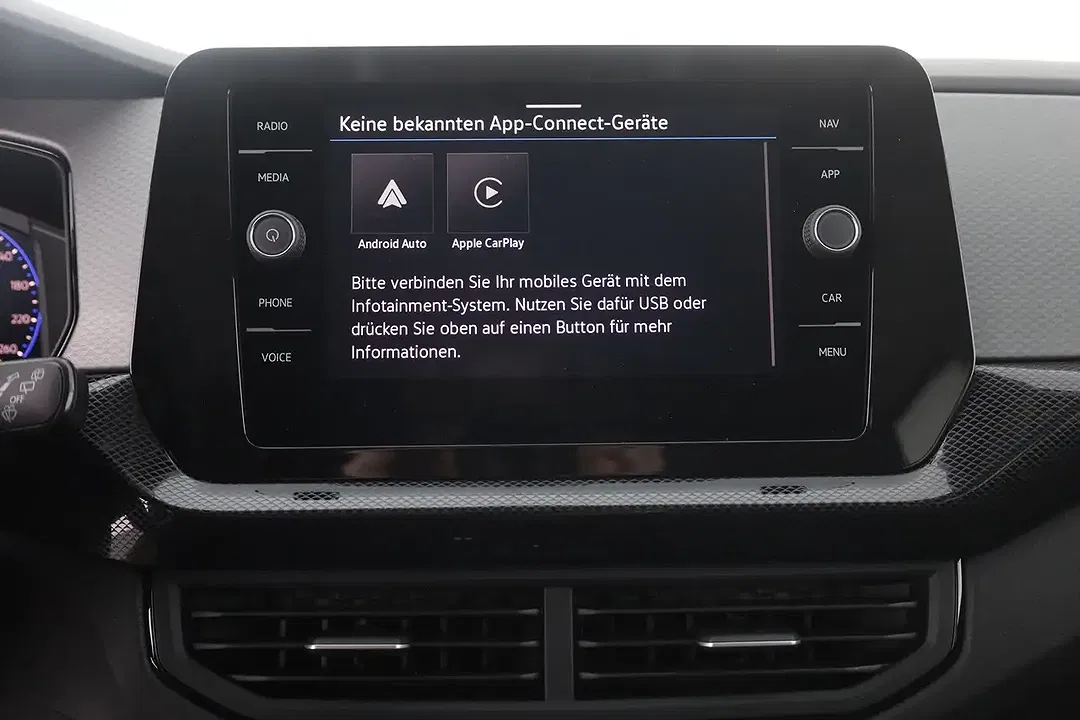 Volkswagen T-Cross - Thumbnail 11