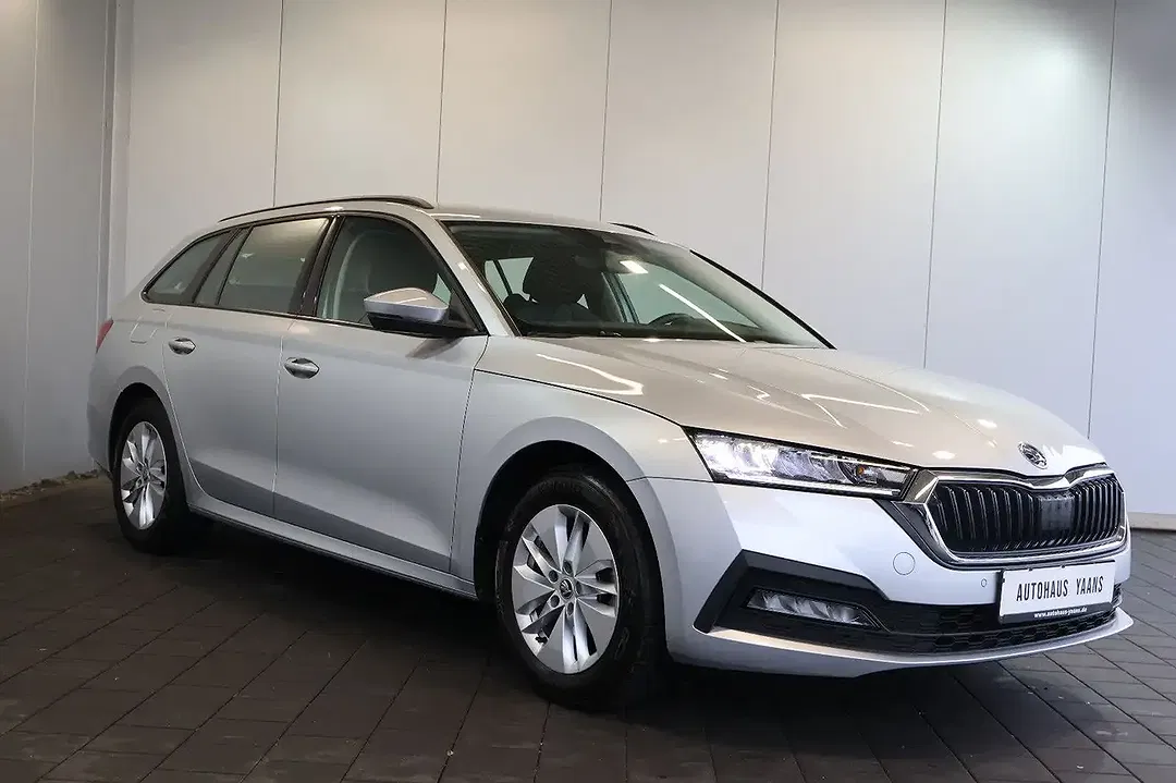 Skoda Octavia 2.0 TDI Ambition - foto 2