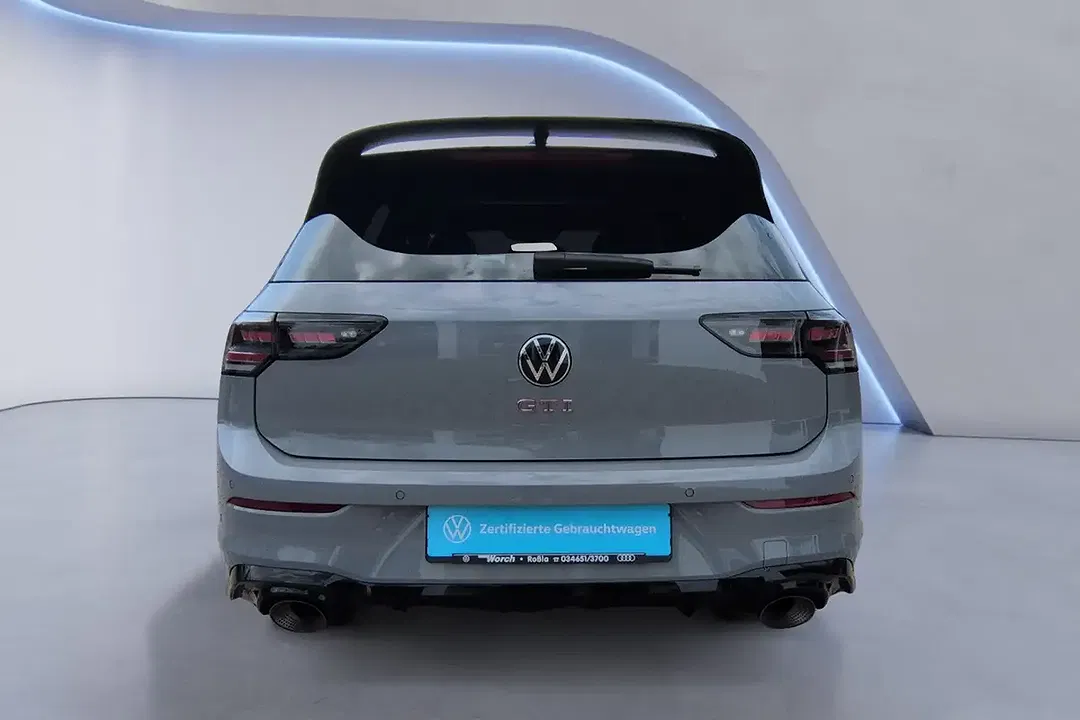 Volkswagen Golf - Thumbnail 5