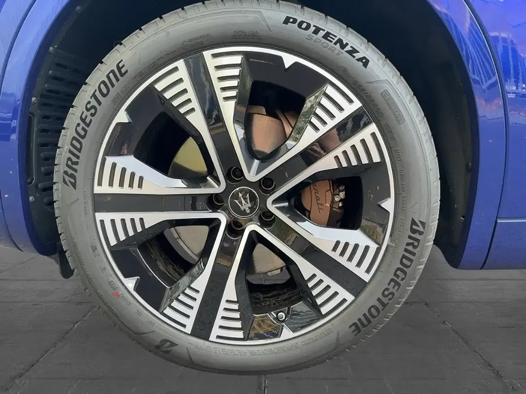 Maserati Grecale - Thumbnail 6