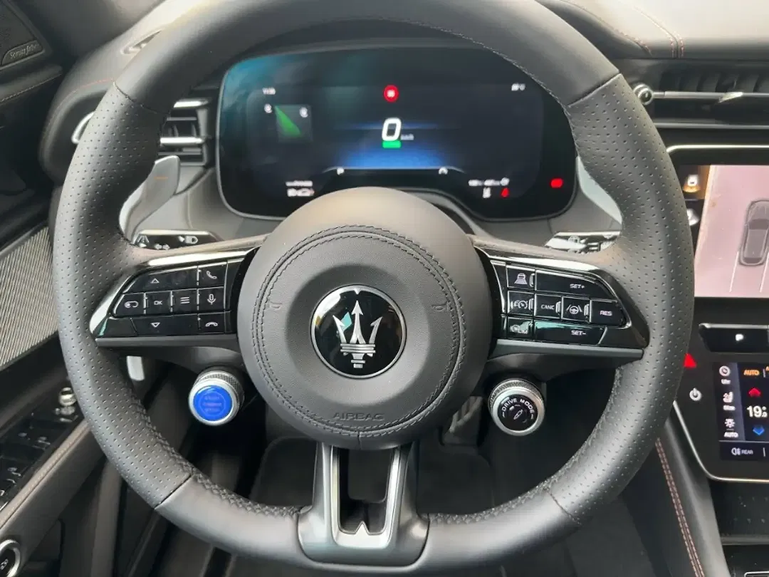 Maserati Grecale - Thumbnail 8