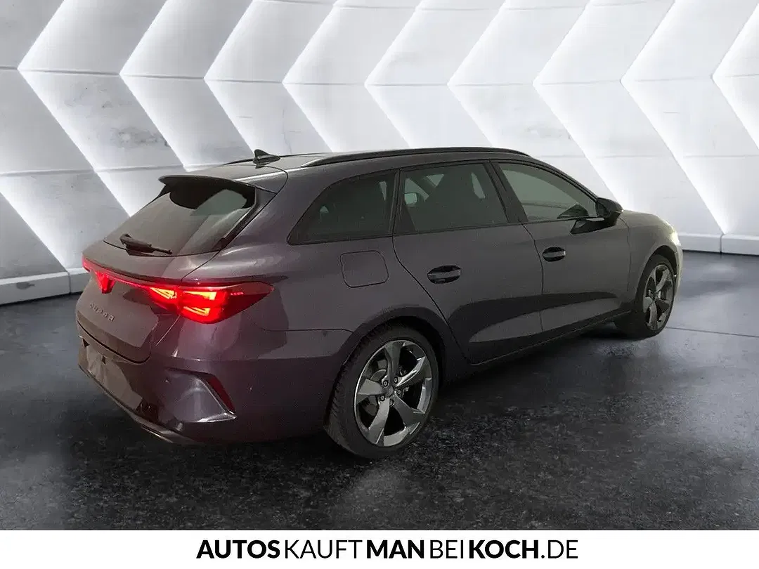 CUPRA Leon - Thumbnail 3