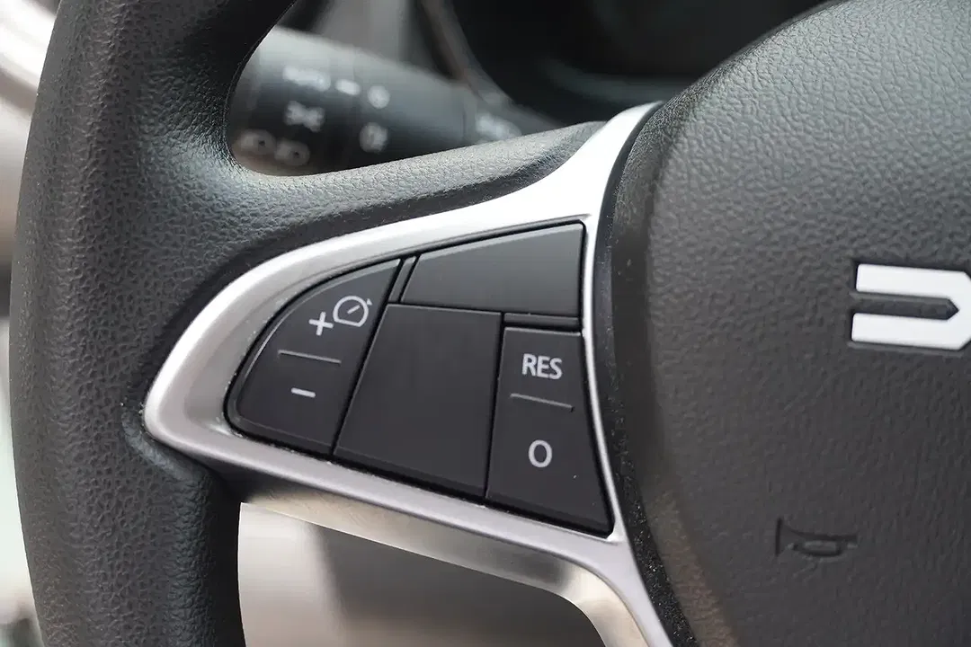 Dacia Spring - Thumbnail 13