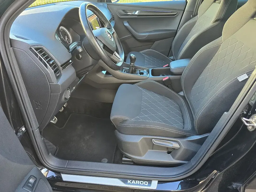 Skoda Karoq - Thumbnail 3