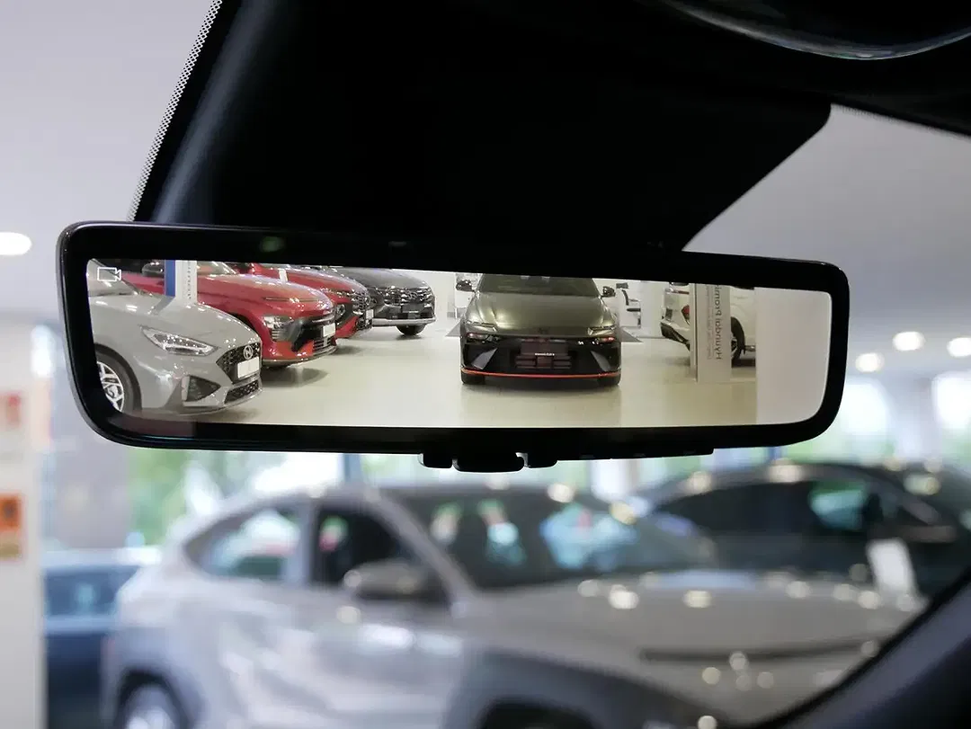 Hyundai IONIQ 5 - Thumbnail 15