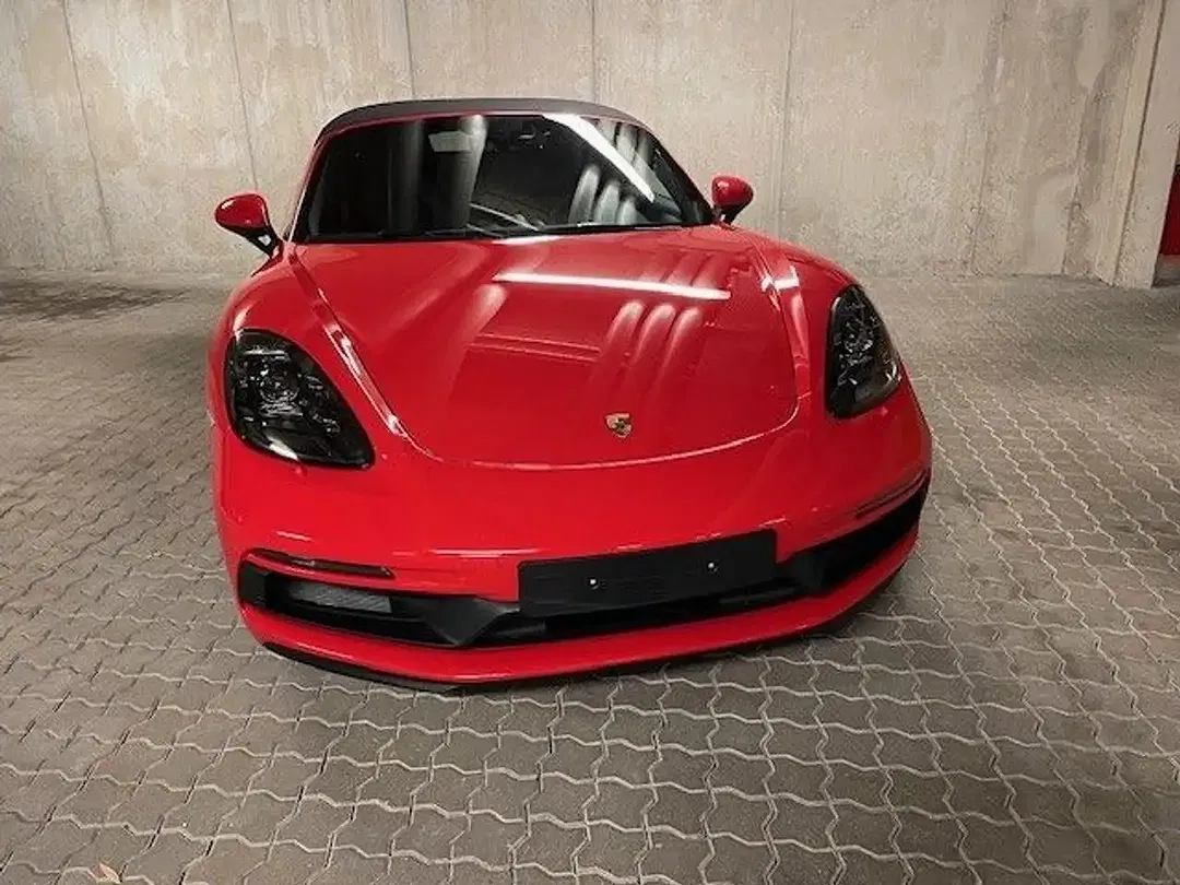 Porsche Boxster - Thumbnail 5