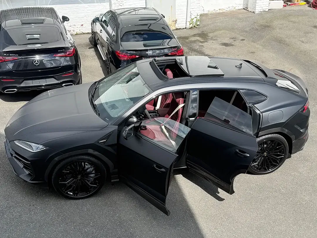 Lamborghini Urus - Thumbnail 4