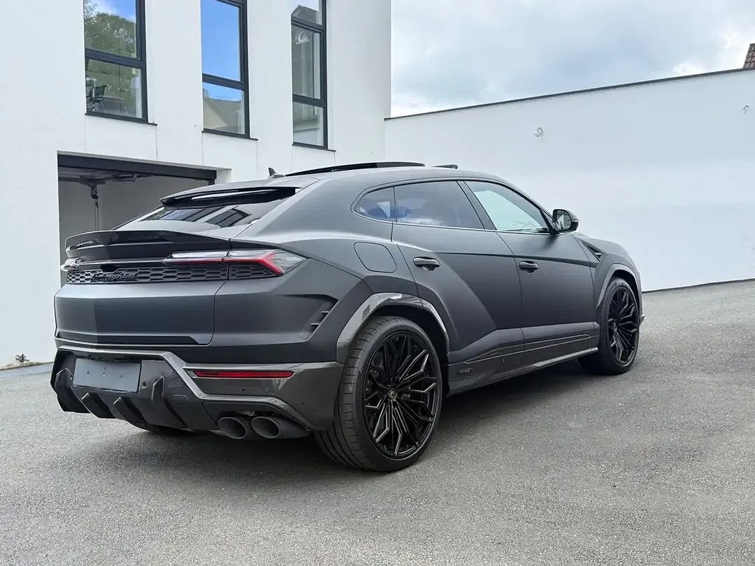 Lamborghini Urus - Thumbnail 8