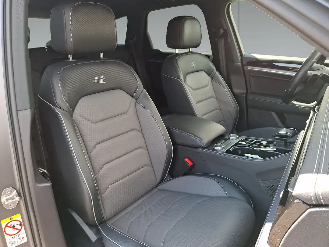 Volkswagen Touareg - Thumbnail 6