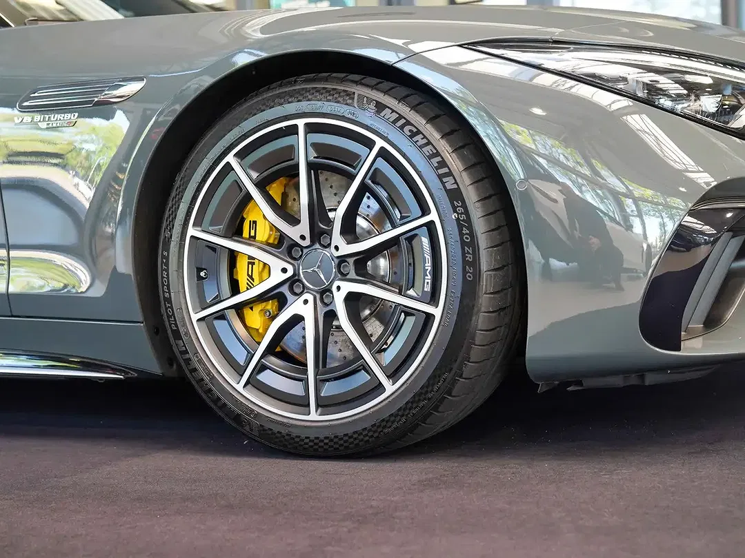 Mercedes-Benz SL 63 AMG 4MATIC MANUFAKTUR - foto 2