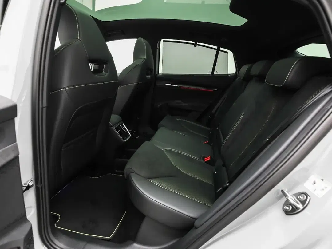Skoda Enyaq - Thumbnail 13