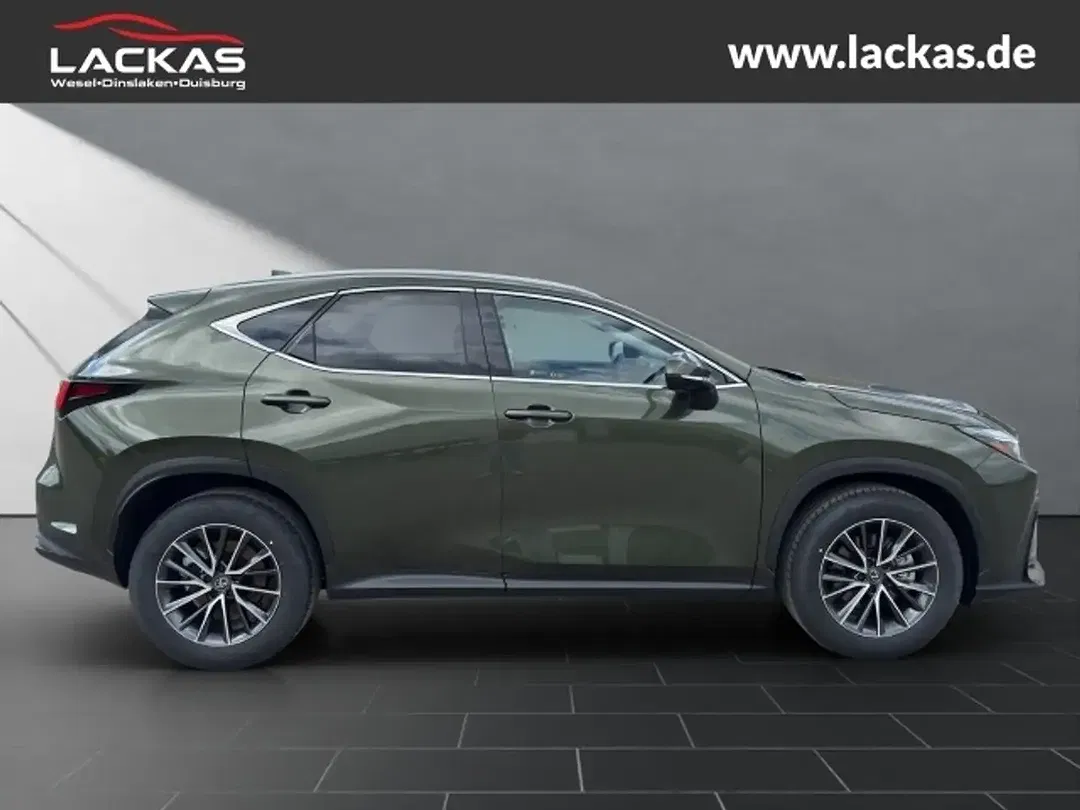 Lexus NX 350h - Thumbnail 6