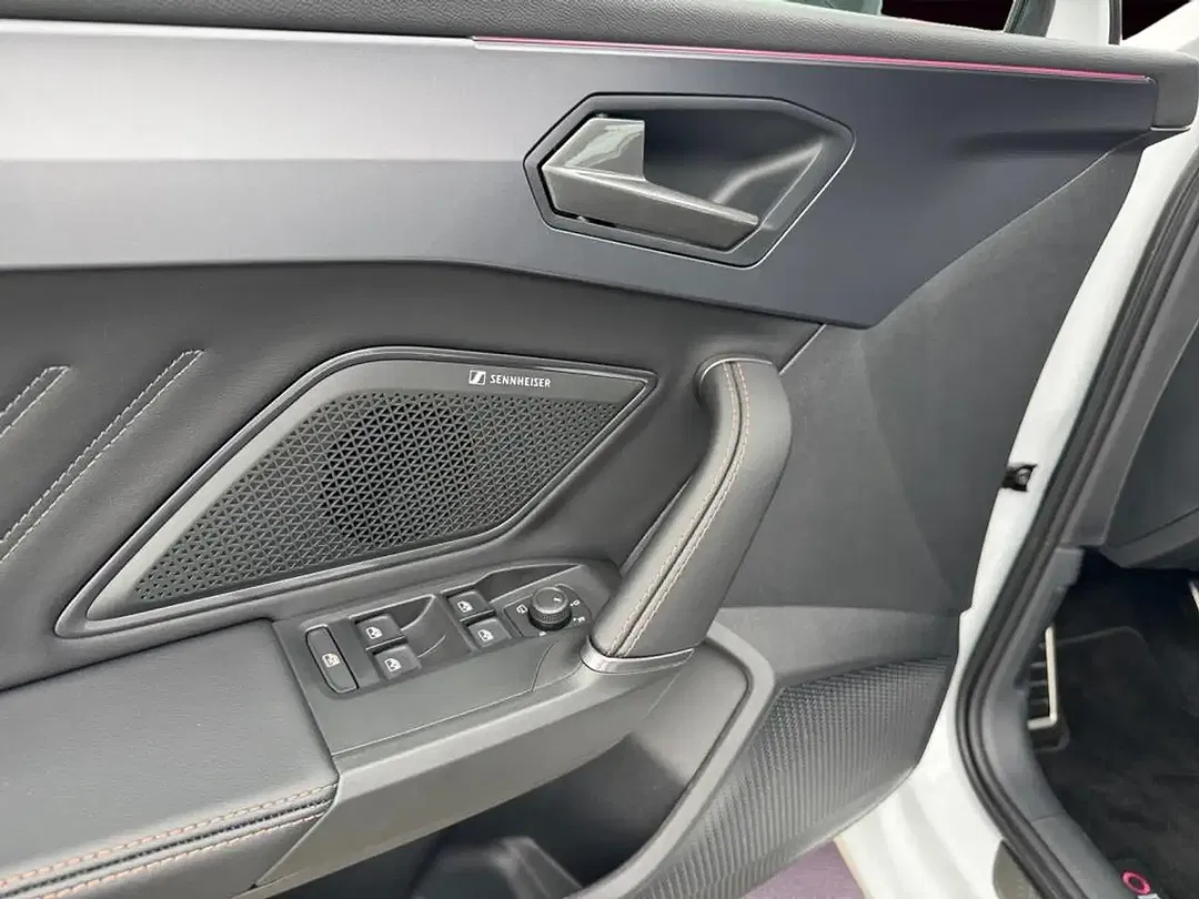 CUPRA Leon - Thumbnail 12