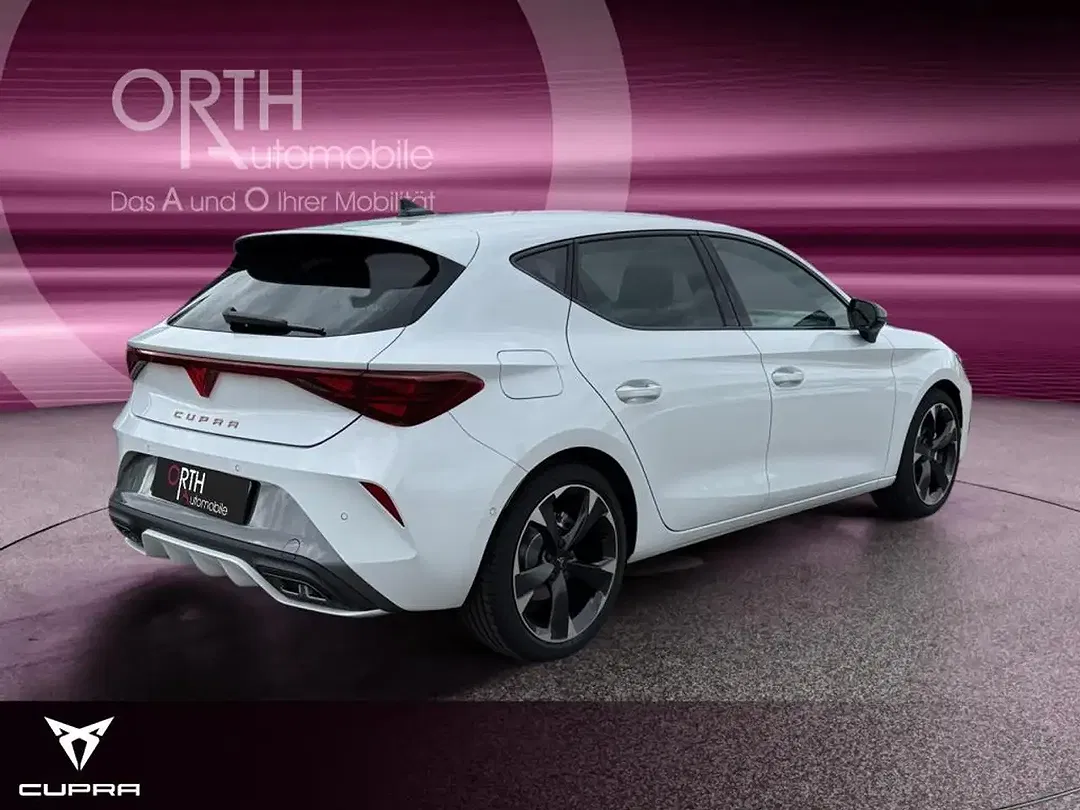 CUPRA Leon - Thumbnail 4