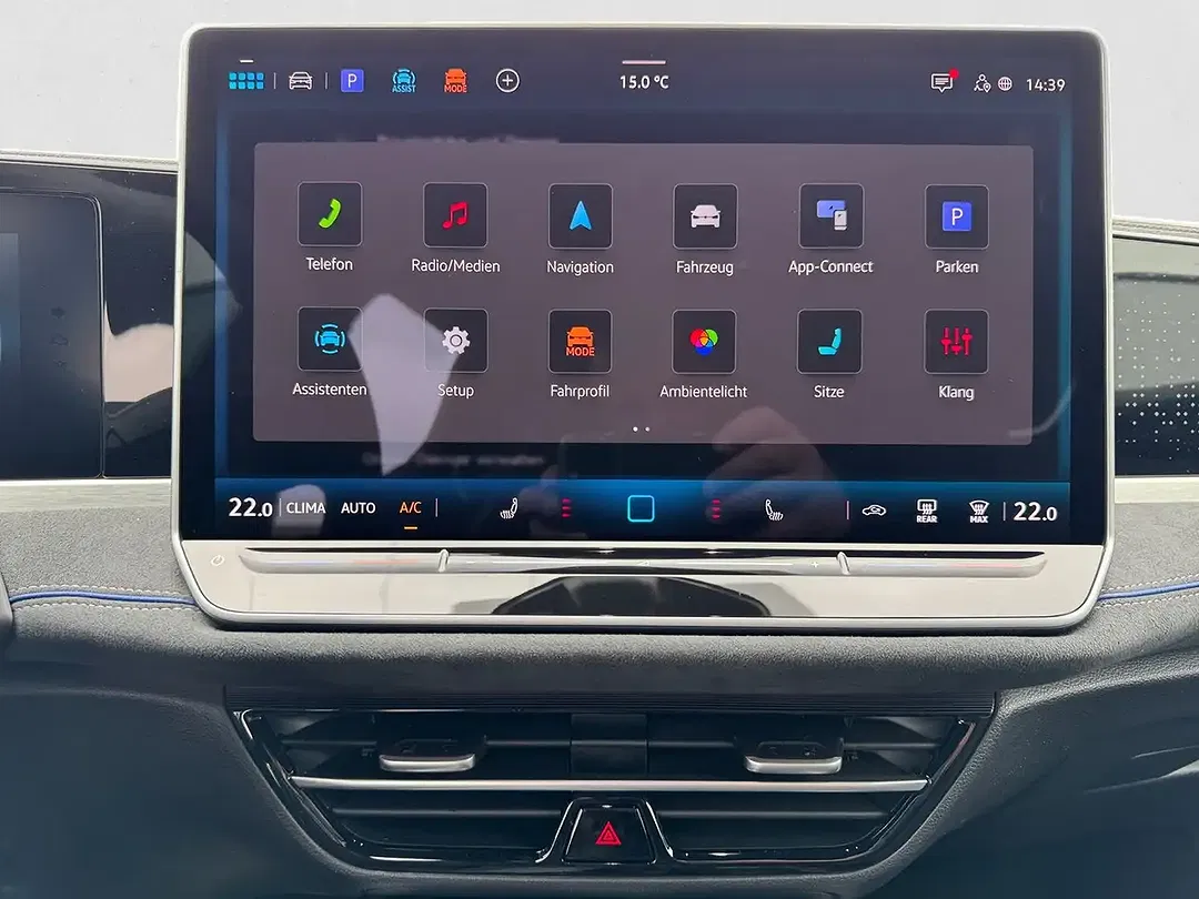 Volkswagen Passat - Thumbnail 11