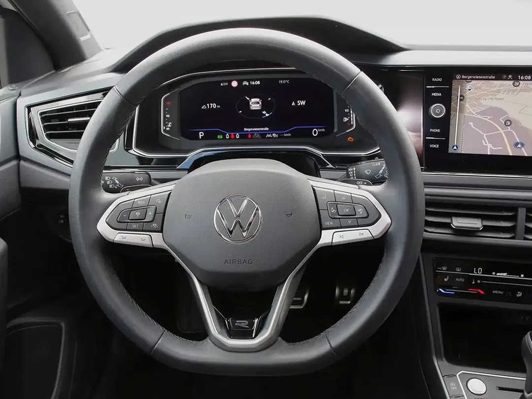 Volkswagen Polo - Thumbnail 14