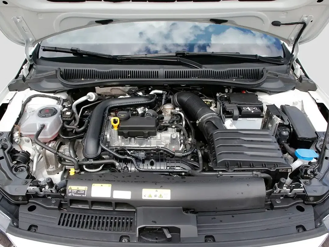 Volkswagen Polo - Thumbnail 6