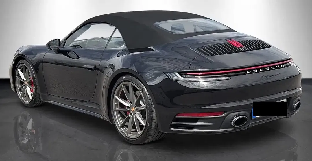 Porsche 911 - Thumbnail 6
