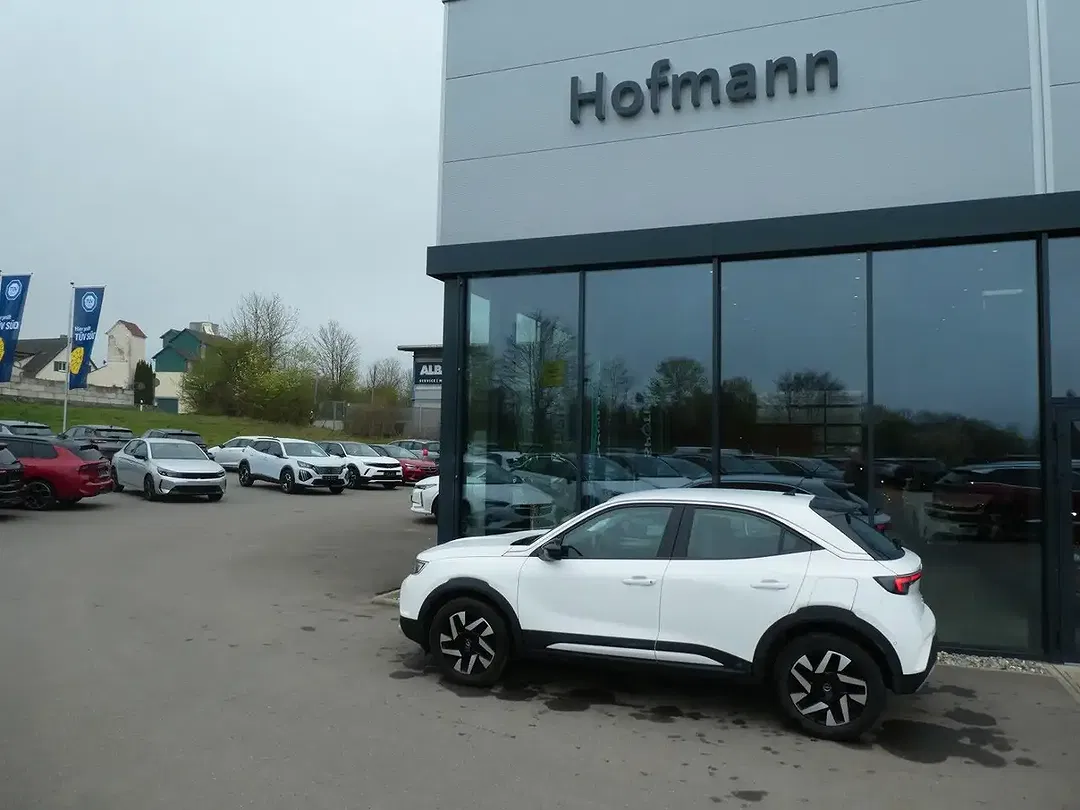 Opel Mokka-E - Thumbnail 3