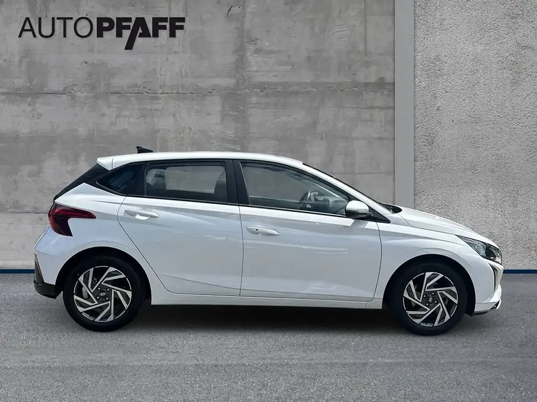 Hyundai i20 - Thumbnail 4