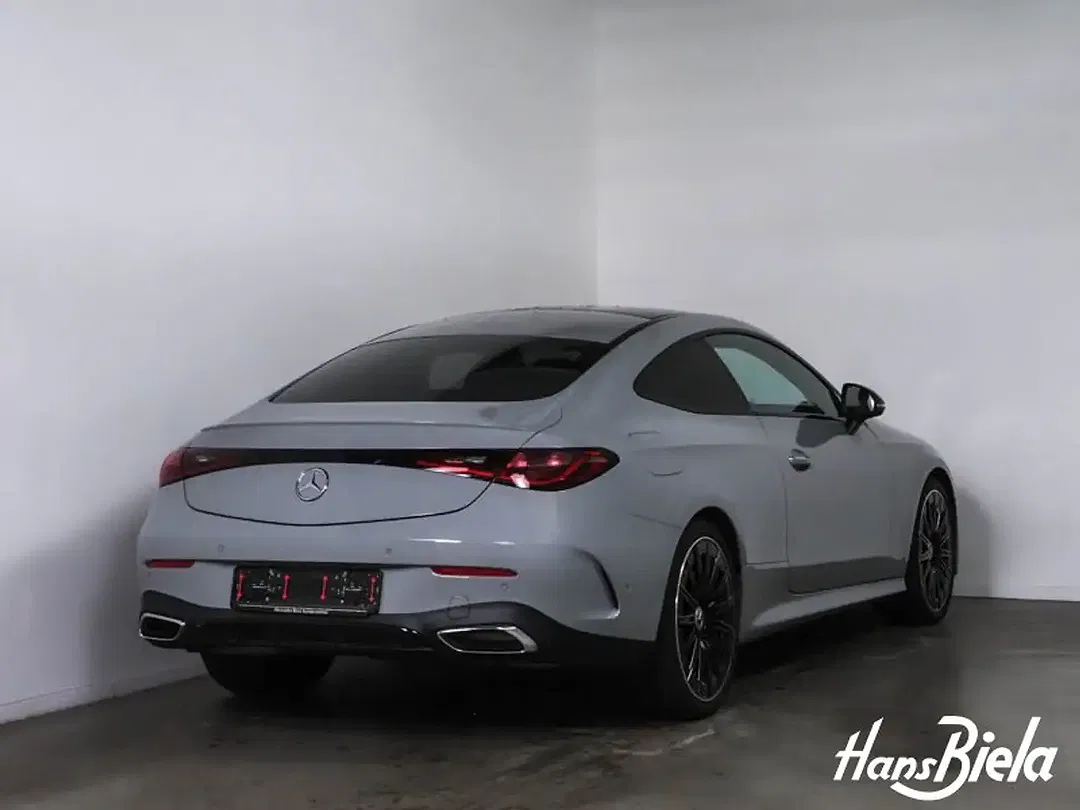 Mercedes-Benz CLE 450 4MATIC AMG Night - foto 2
