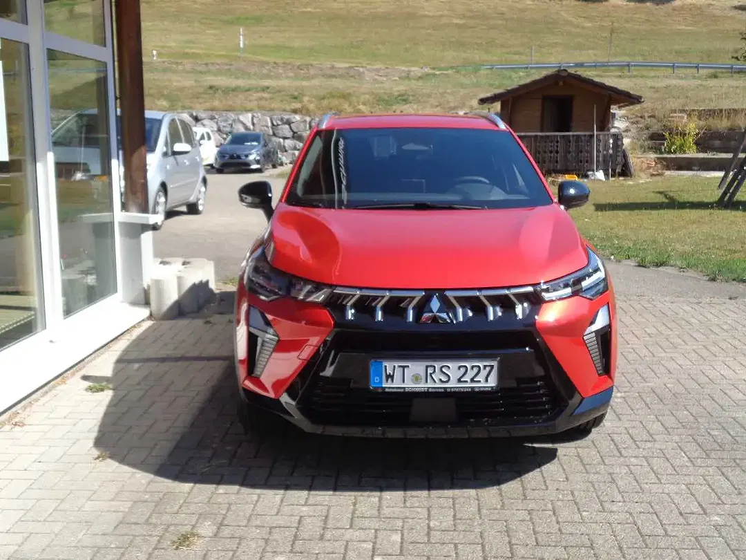 Mitsubishi ASX - Thumbnail 3
