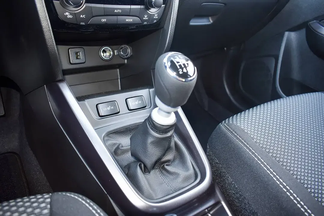 Suzuki Vitara - Thumbnail 13