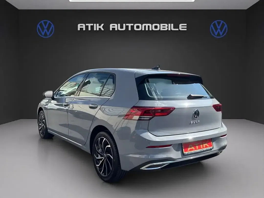 Volkswagen Golf - Thumbnail 5