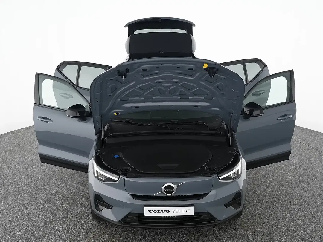 Volvo XC40 - Thumbnail 12