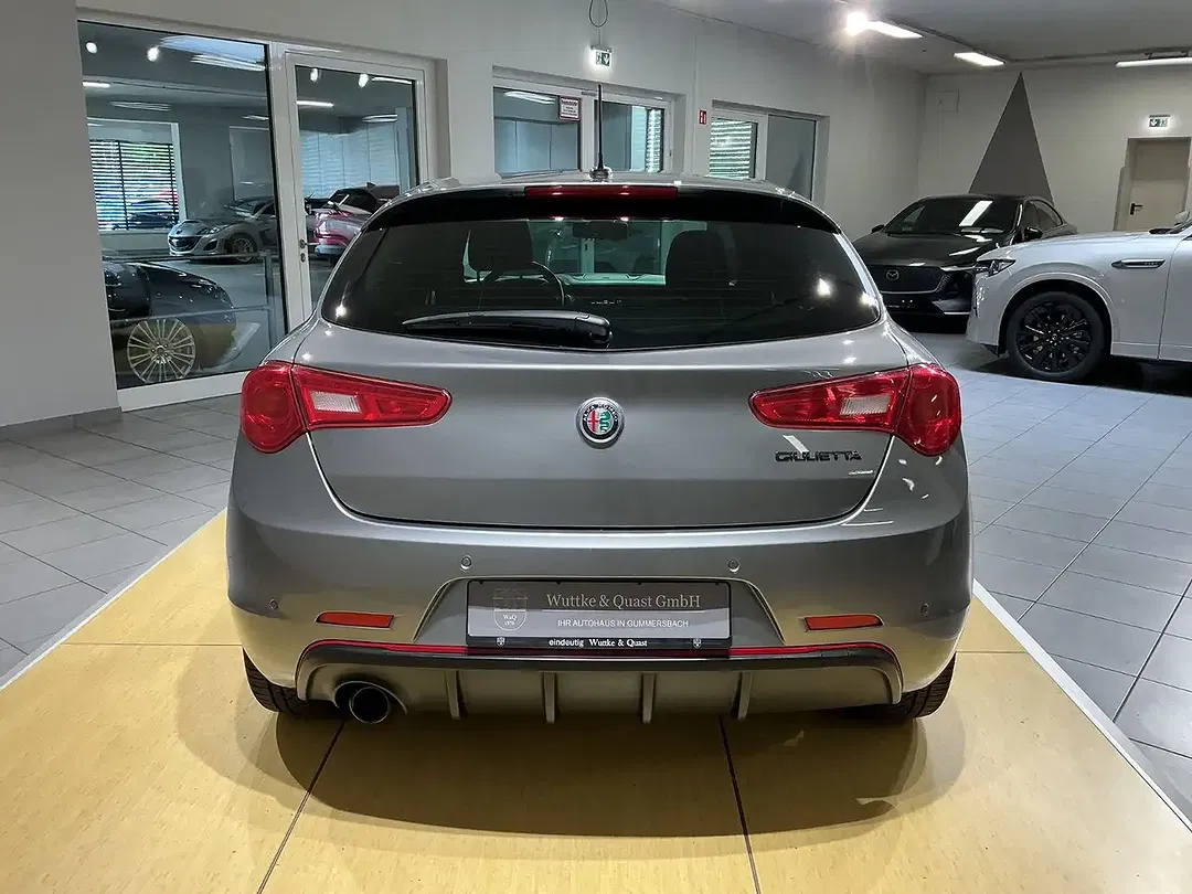 Alfa Romeo Giulietta - Thumbnail 4