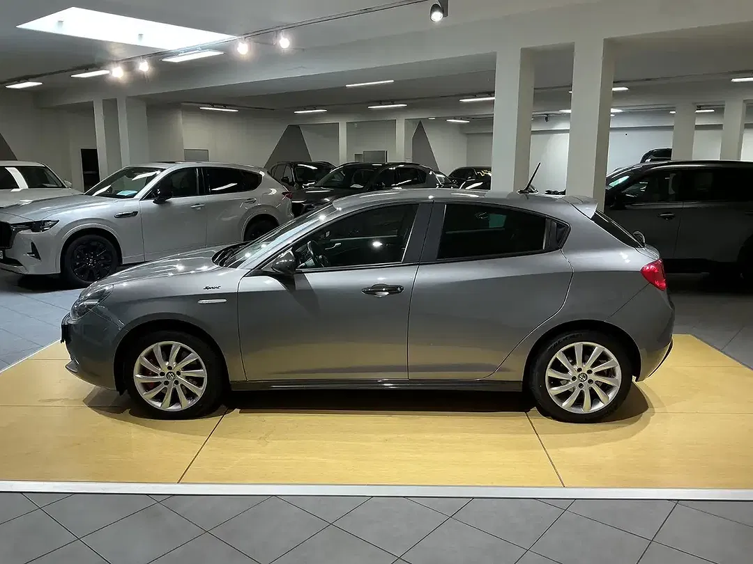 Alfa Romeo Giulietta - Thumbnail 5