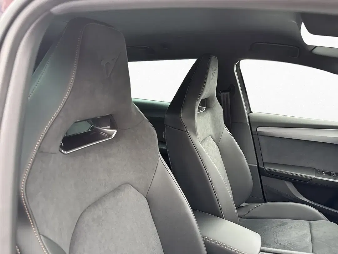 CUPRA Leon - Thumbnail 7