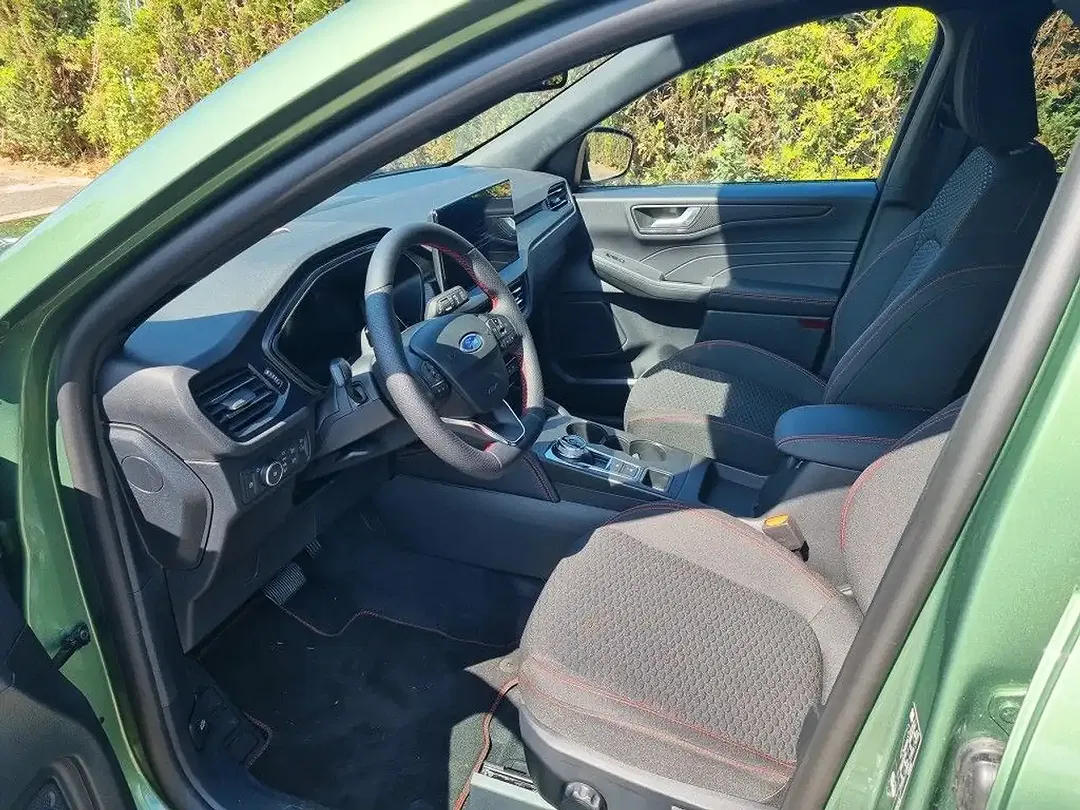 Ford Kuga - Thumbnail 10