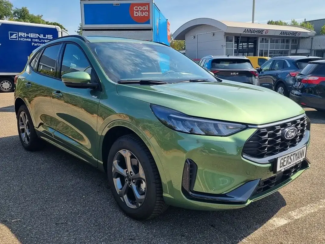 Ford Kuga - Thumbnail 3
