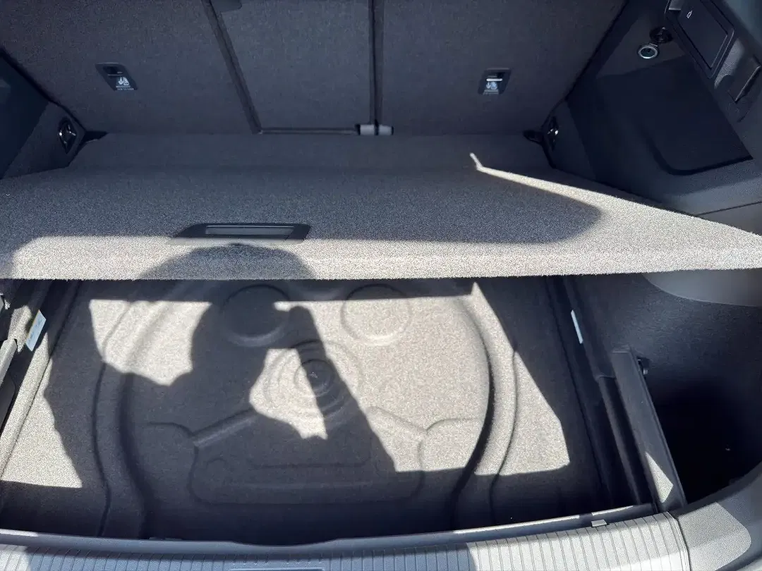 Volkswagen Tiguan - Thumbnail 22