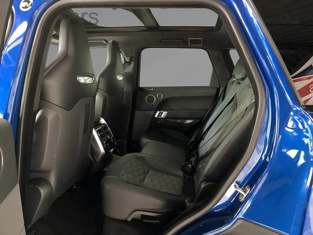 Land Rover Range Rover Sport - Thumbnail 9