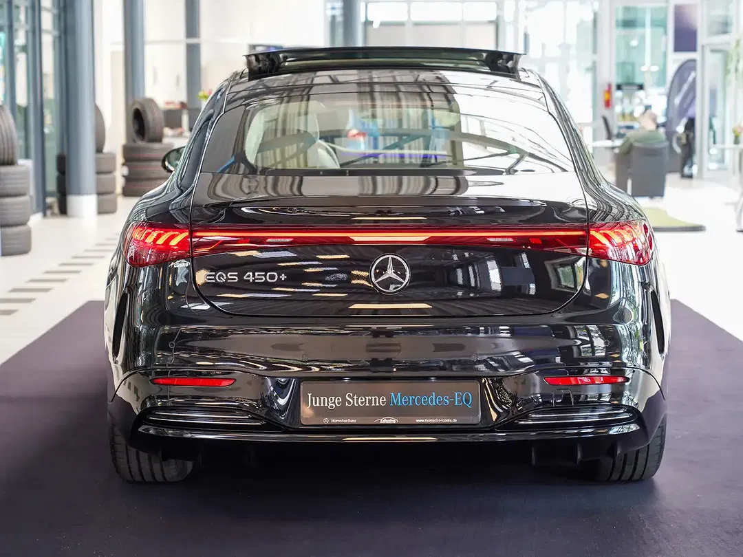 Mercedes-Benz EQS - Thumbnail 4