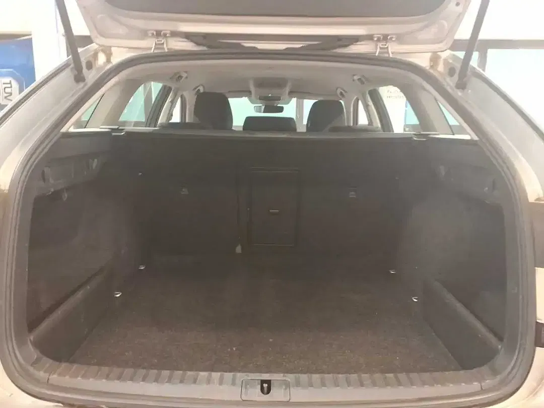 Skoda Octavia - Thumbnail 12