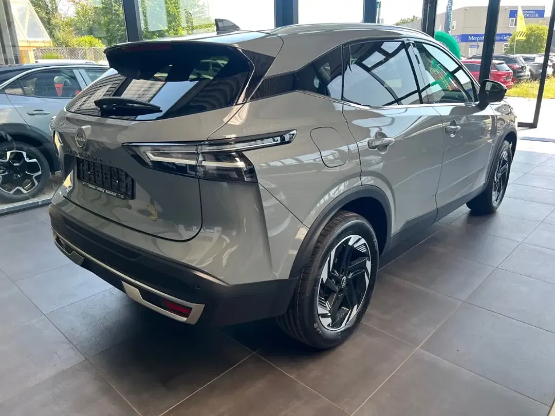 Nissan Qashqai - Thumbnail 3
