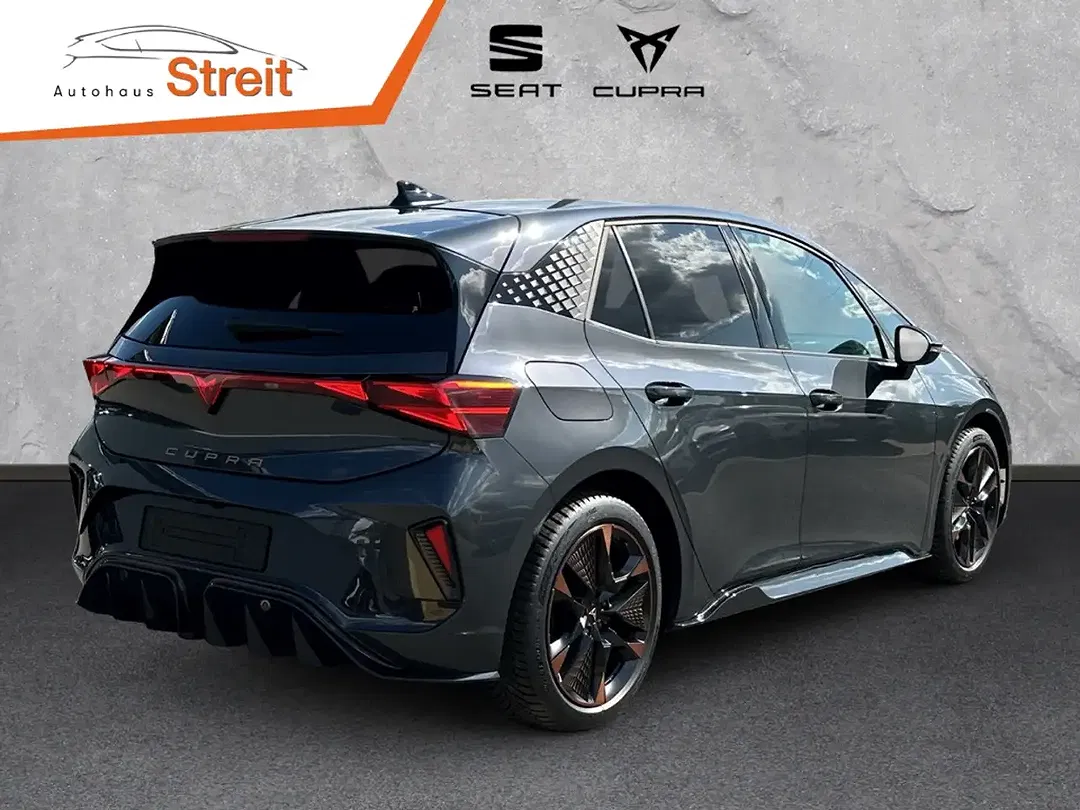 CUPRA Born - Thumbnail 5