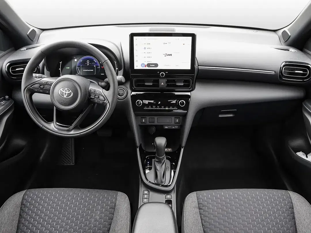 Toyota Yaris Cross - Thumbnail 8