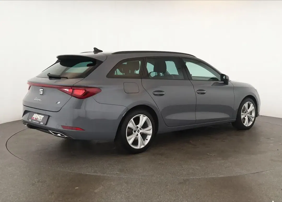 SEAT Leon - Thumbnail 5