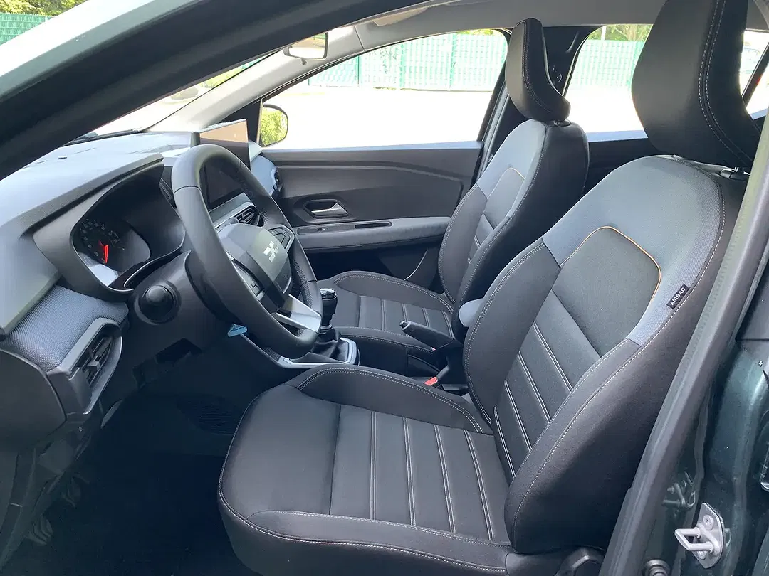 Dacia Sandero - Thumbnail 7
