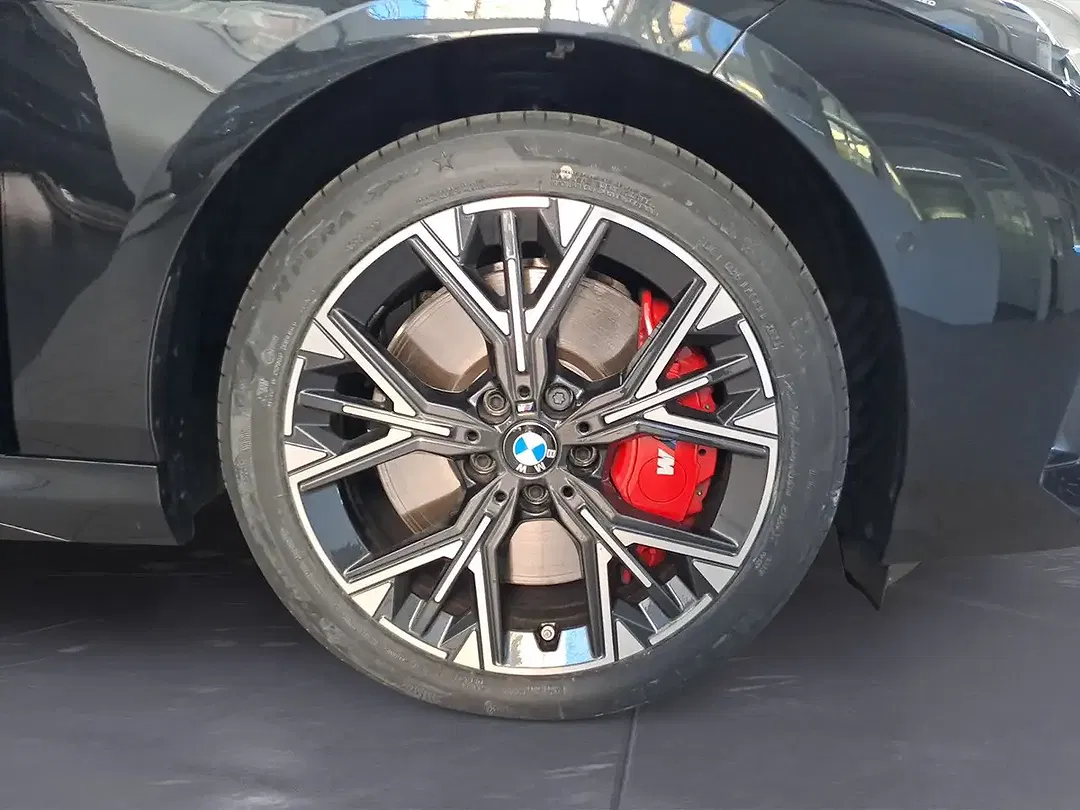 BMW 223 - Thumbnail 11