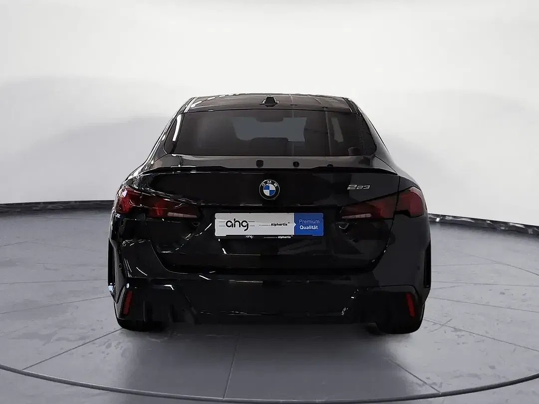 BMW 223 - Thumbnail 4