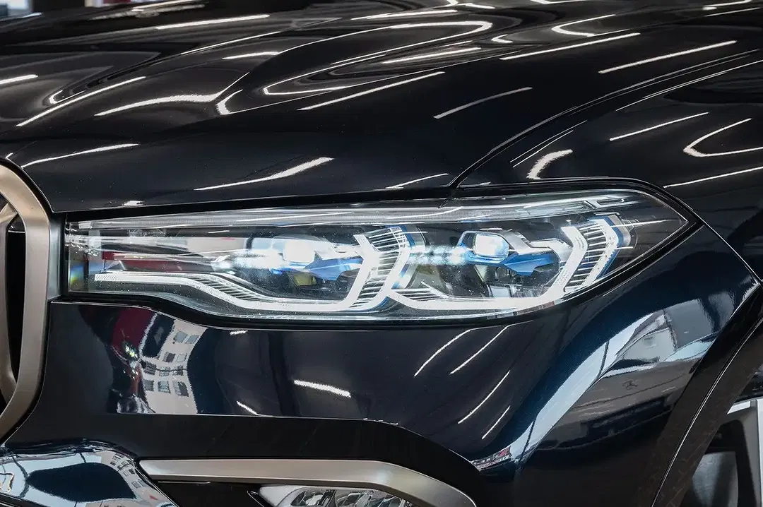 BMW X7 - Thumbnail 4