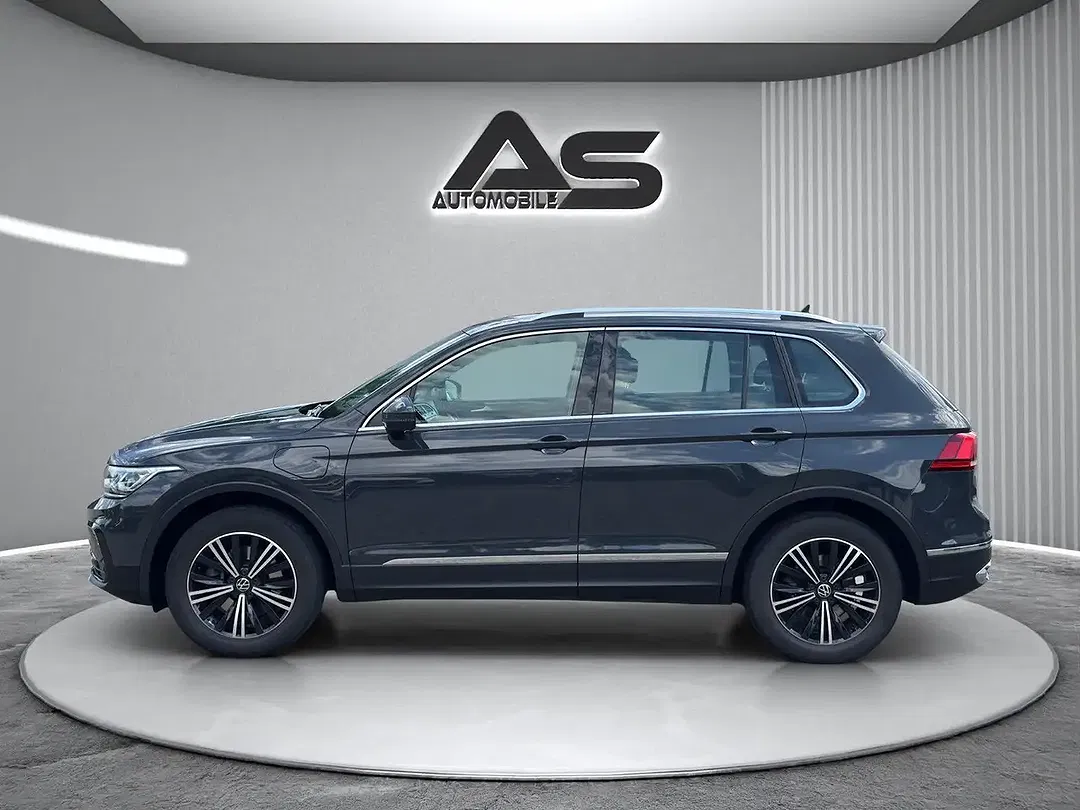 Volkswagen Tiguan - Thumbnail 4
