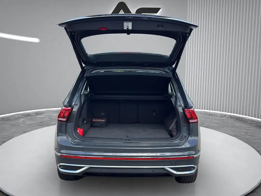 Volkswagen Tiguan - Thumbnail 7