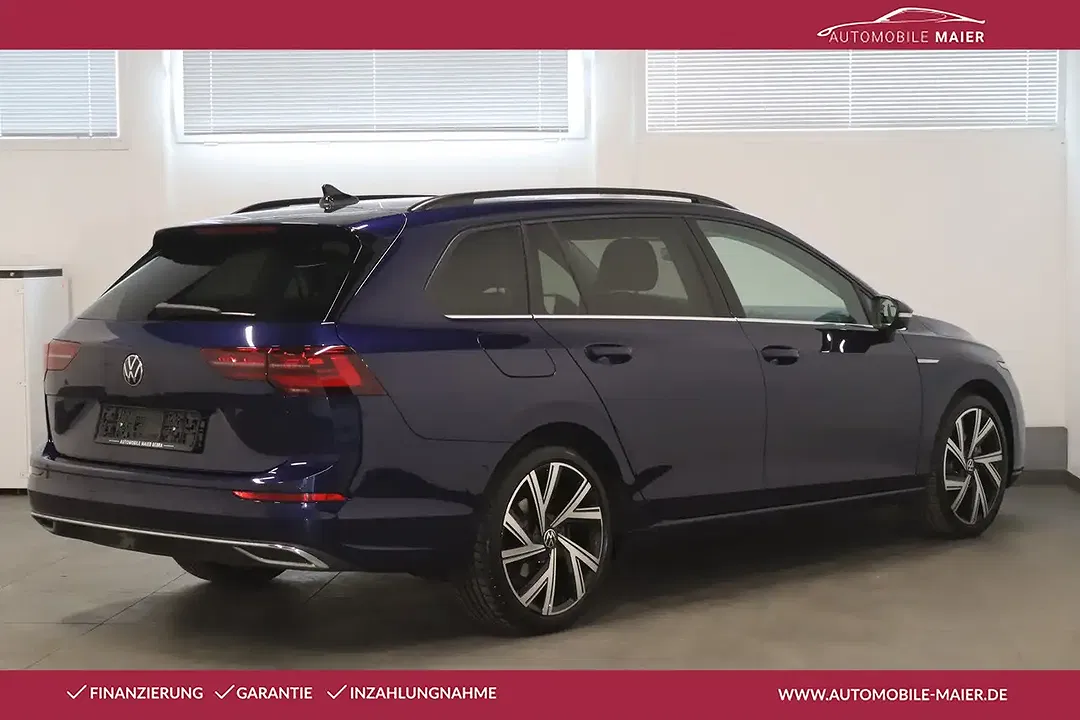 Volkswagen Golf - Thumbnail 2